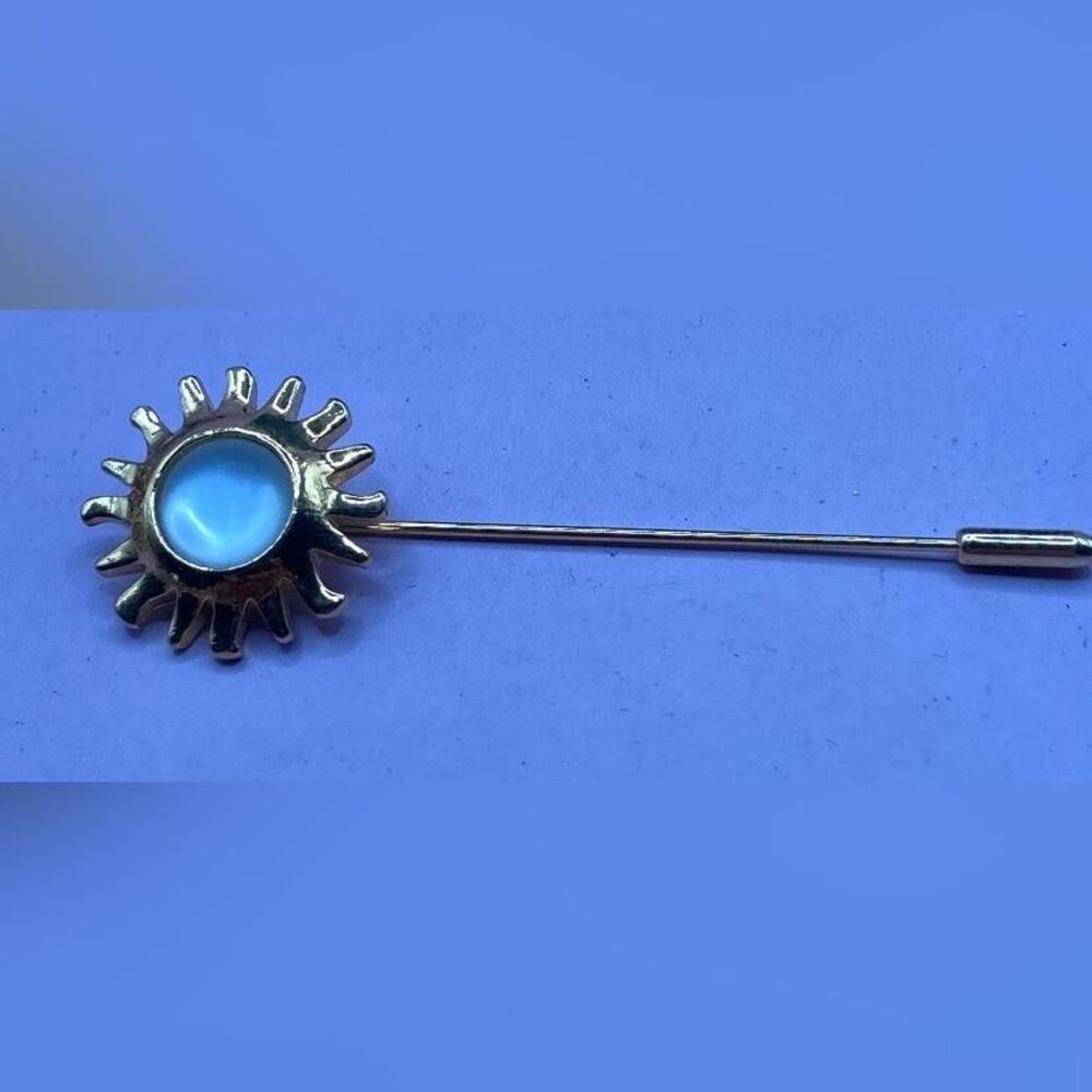 Smithsonian Sun Lapel Stick Pin Gold Tone Blue Cabochon Tie Tac Jewelry